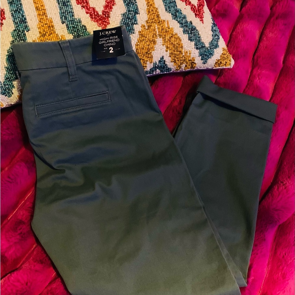 J CREW HIGH RISE GIRLFRIEND CHINO SIZE 2